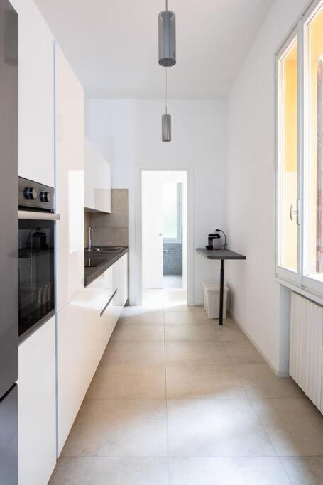 Apartment Isaia - 10 Minutes From Piazza Maggiore Болоня Екстериор снимка